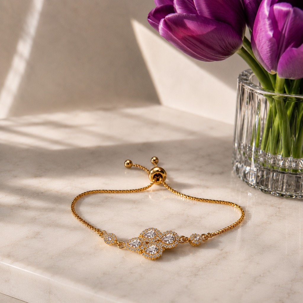 Golden White Diamonds Bracelet